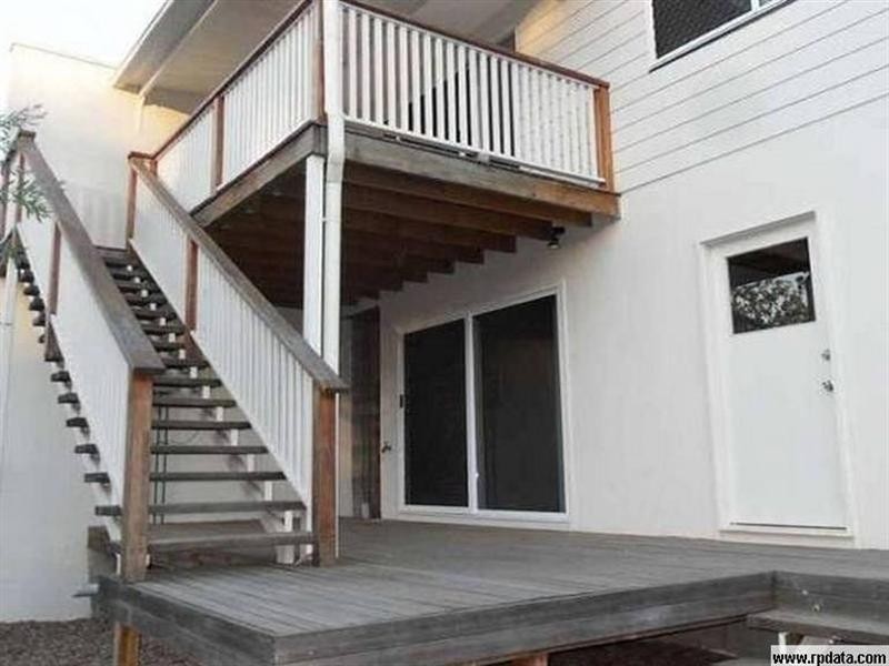 On Periwinkle Lane, Springfield Lakes QLD 4300