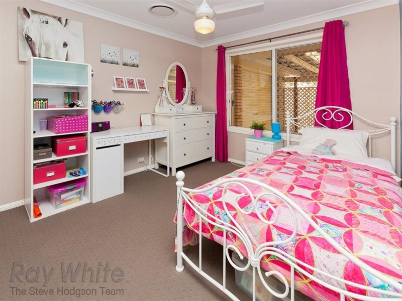 18 Glenhurst Court, Springfield QLD 4300