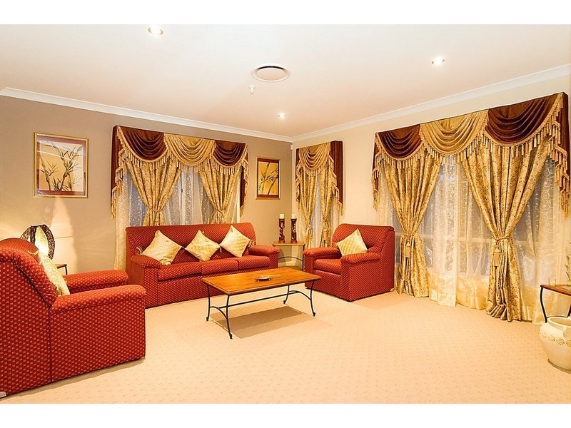 9 Apollo Place, Springfield Lakes QLD 4300