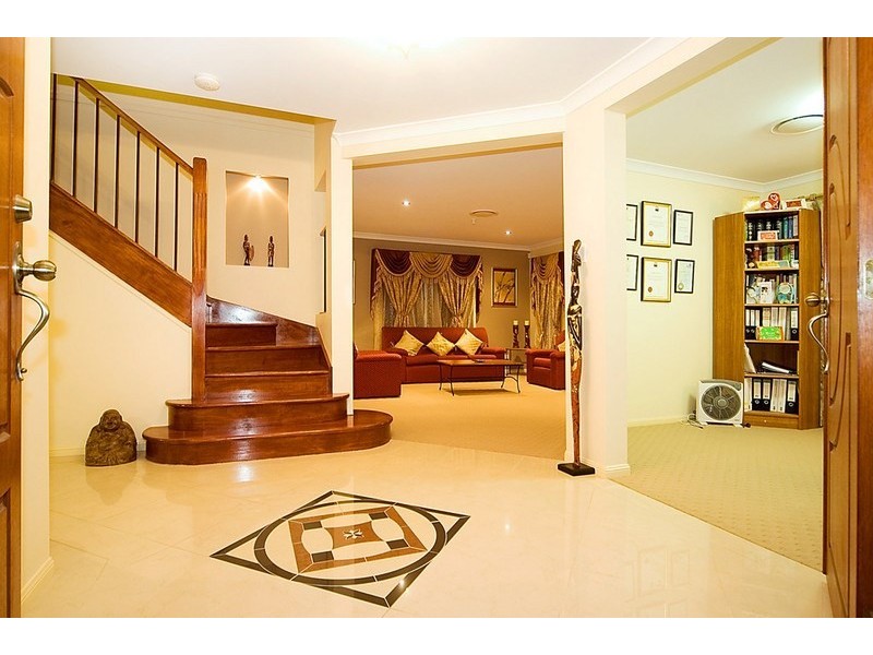 9 Apollo Place, Springfield Lakes QLD 4300