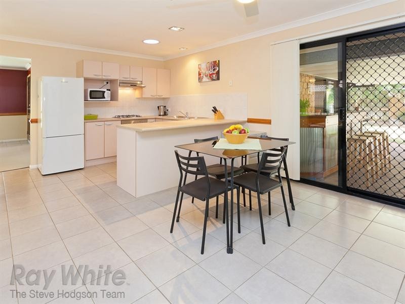 43 Maple Avenue, Camira QLD 4300