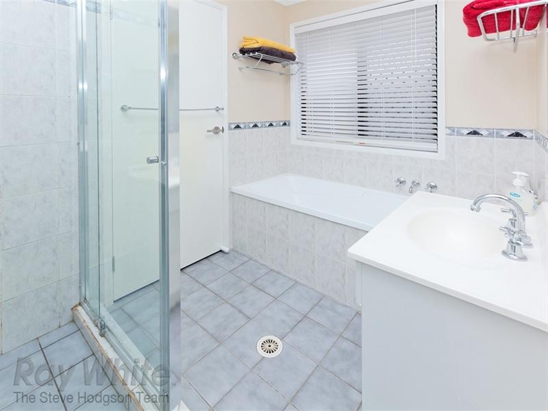 43 Maple Avenue, Camira QLD 4300