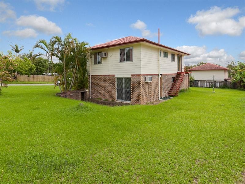 1 Dwyer Street, Camira QLD 4300
