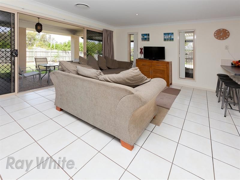 2 Fontana Way, Springfield Lakes QLD 4300
