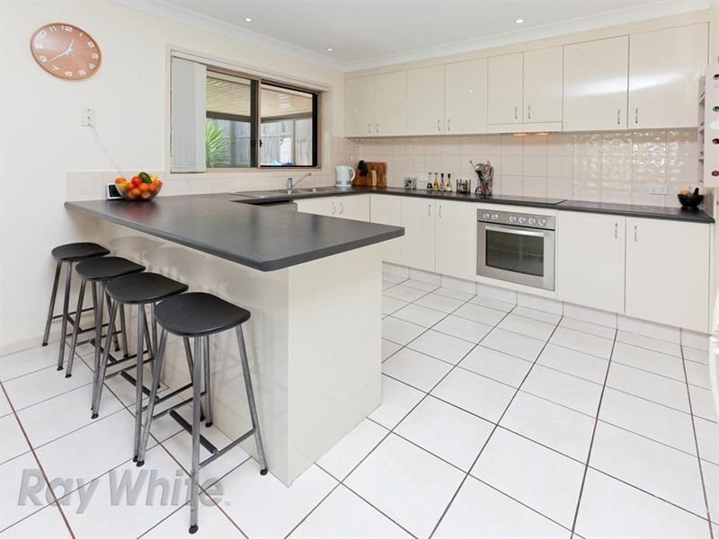 2 Fontana Way, Springfield Lakes QLD 4300