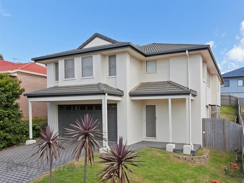 21 Shearwater Terrace, Springfield Lakes QLD 4300