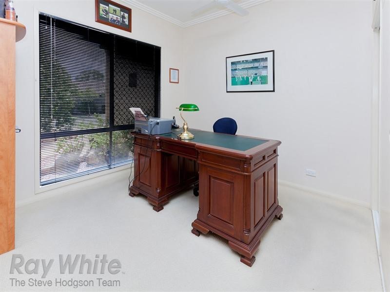 18 Venison Crescent, Springfield Lakes QLD 4300