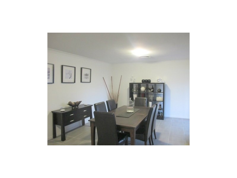 15 Cape Nelson Way, Springfield Lakes QLD 4300