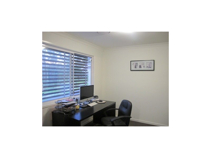 15 Cape Nelson Way, Springfield Lakes QLD 4300