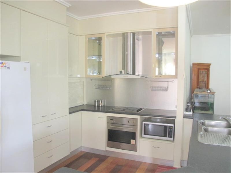 On Belleuve Place, Springfield Lakes QLD 4300