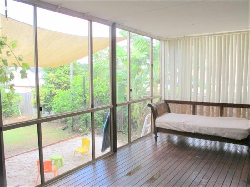 On Belleuve Place, Springfield Lakes QLD 4300