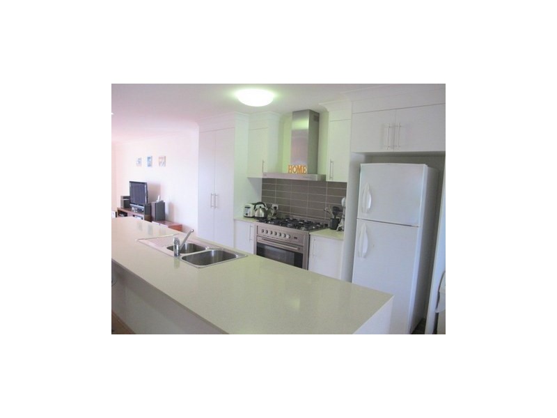 12 Kinglake Avenue, Springfield Lakes QLD 4300