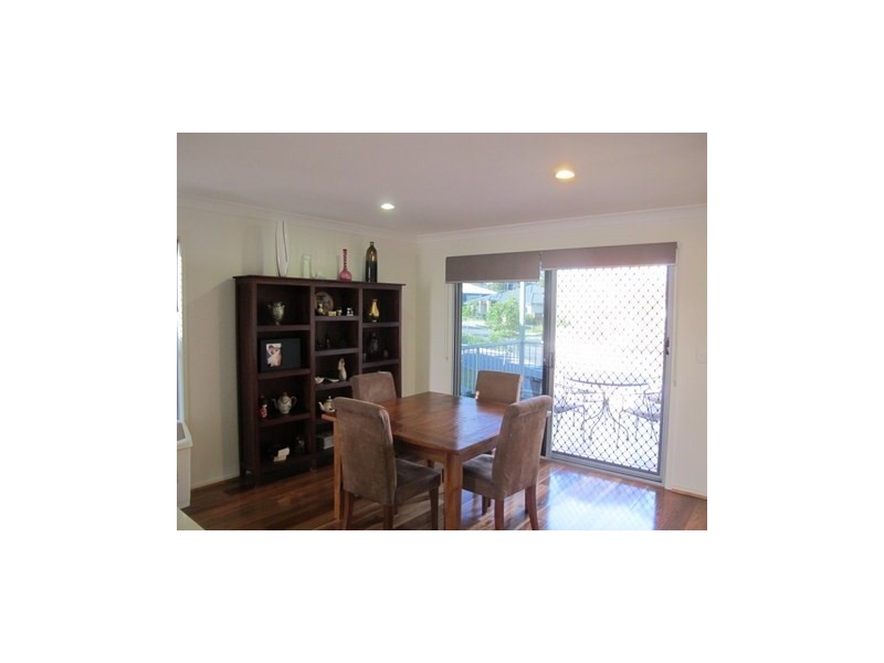 12 Kinglake Avenue, Springfield Lakes QLD 4300