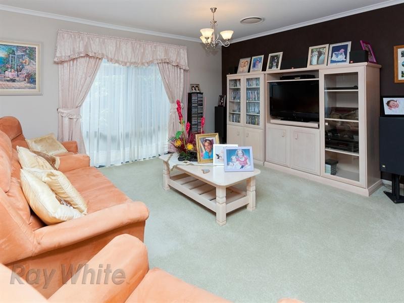 107 Lakeside Avenue, Springfield Lakes QLD 4300