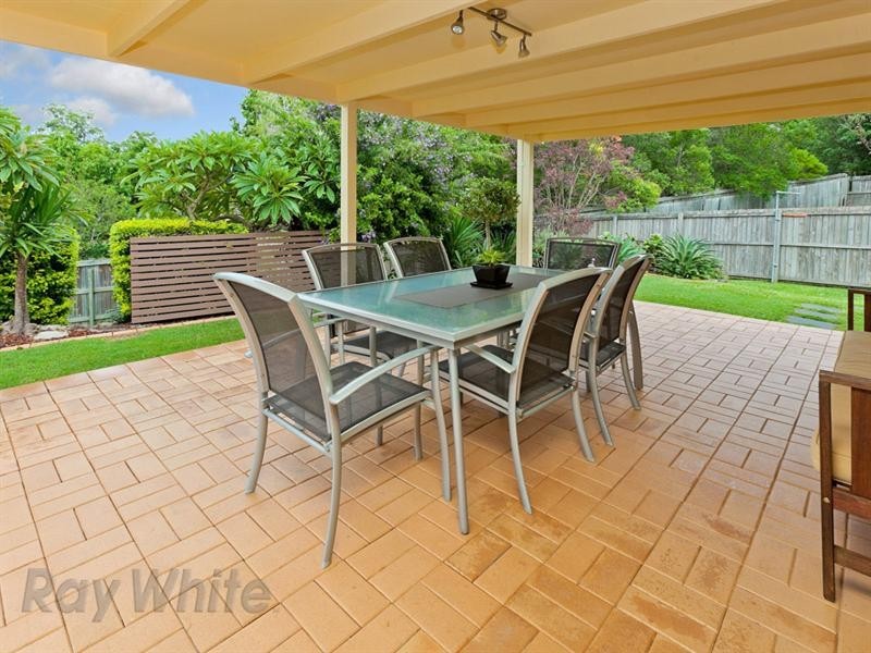 31 Streamview Crescent, Springfield QLD 4300