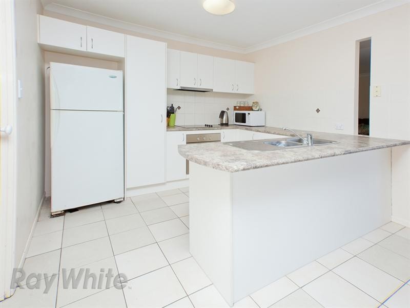 8 Shangrila Crescent, Springfield Lakes QLD 4300