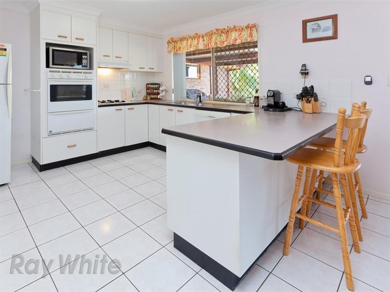 10 Glenview Terrace, Springfield QLD 4300
