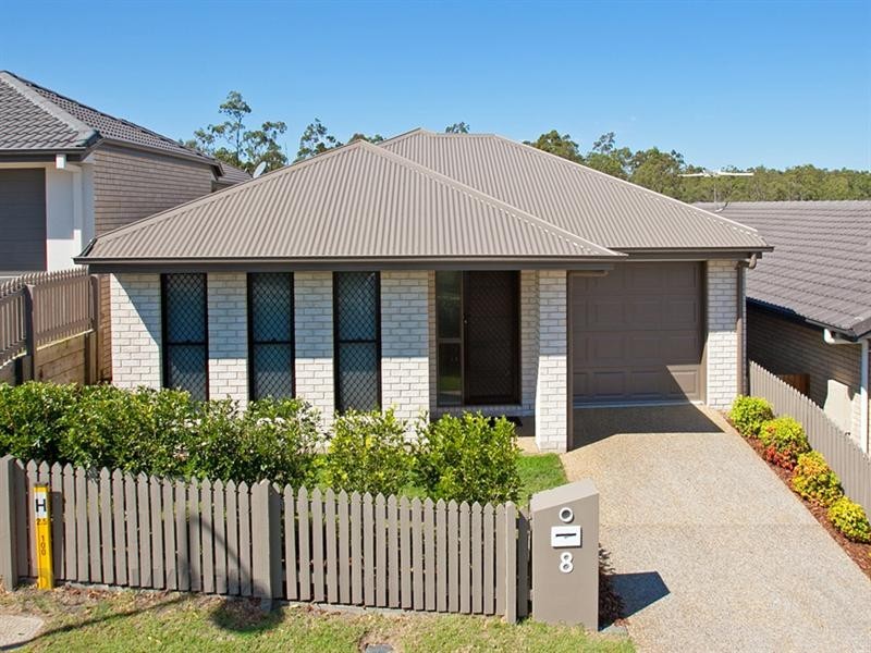 8 Daisy Street, Springfield Lakes QLD 4300
