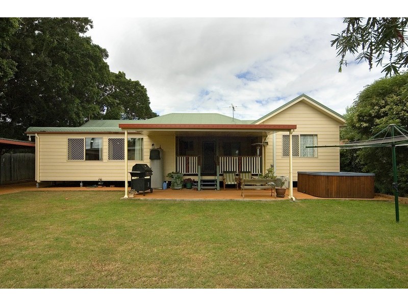 29 Halletts Road, Redbank Plains QLD 4301