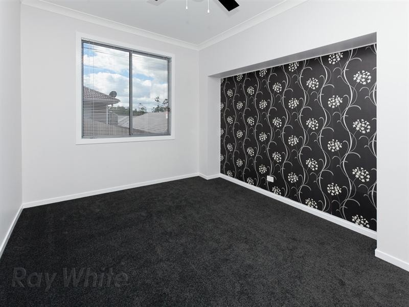 18 Hopman Way, Springfield Lakes QLD 4300