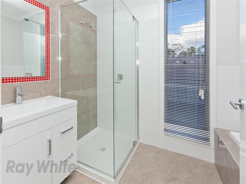 18 Hopman Way, Springfield Lakes QLD 4300