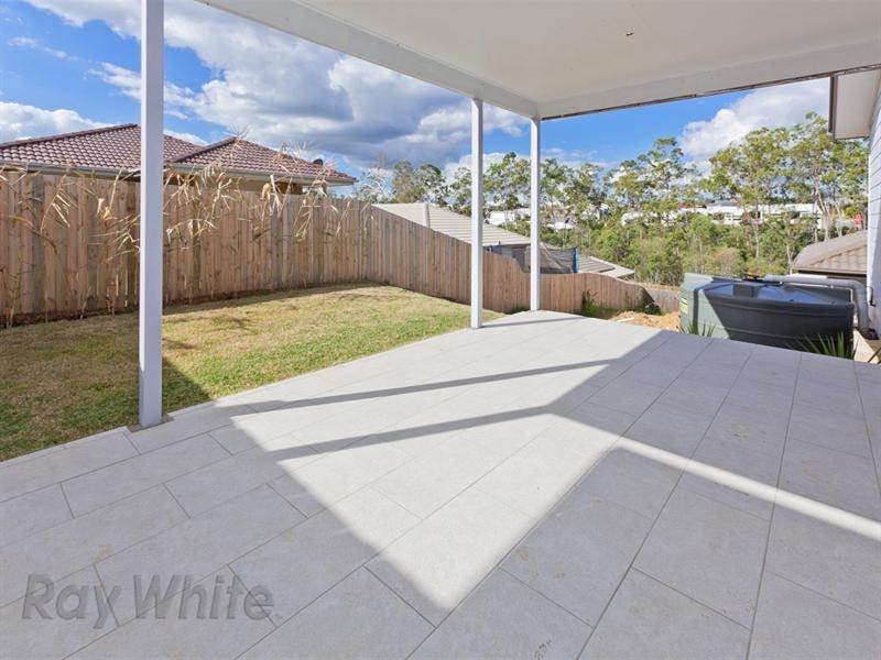 18 Hopman Way, Springfield Lakes QLD 4300
