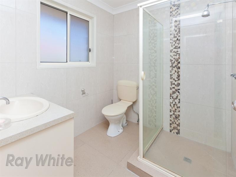 13 Attwood Way, Goodna QLD 4300