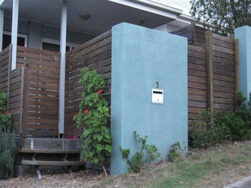 5 Skyline Avenue, Springfield Lakes QLD 4300