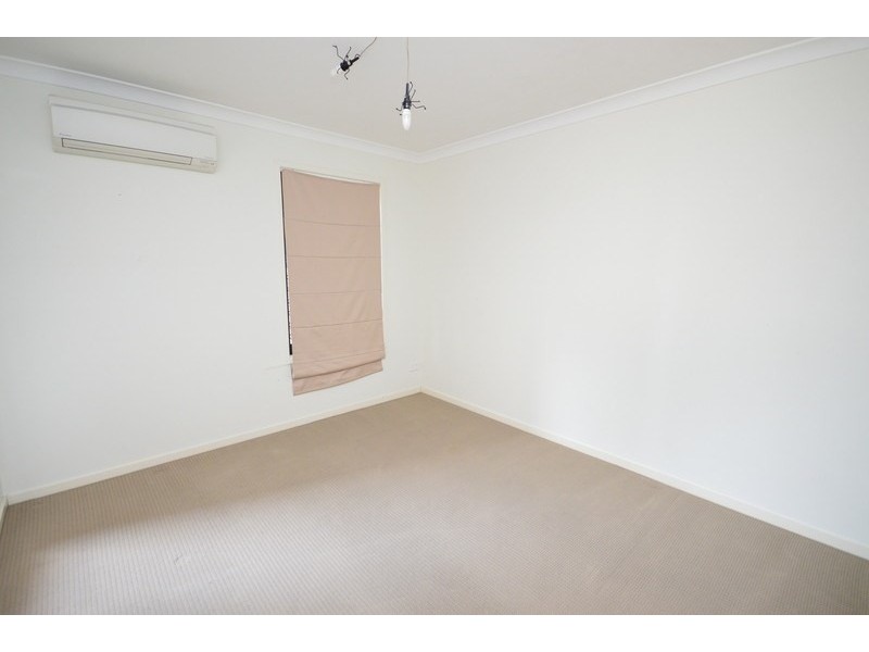 11 Grampian Street, Springfield Lakes QLD 4300