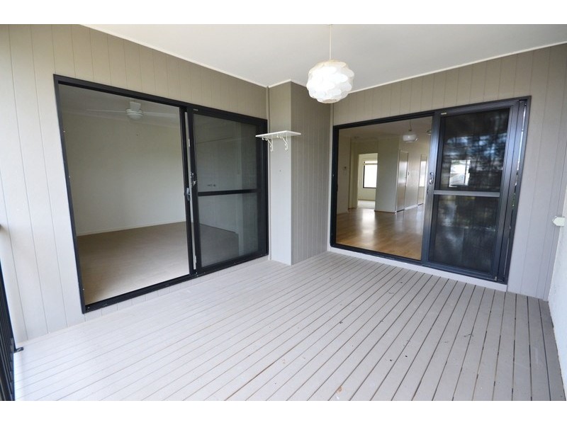 11 Grampian Street, Springfield Lakes QLD 4300