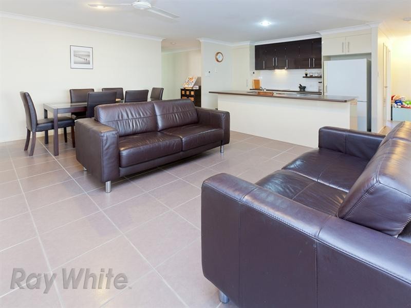 6 Cottonwood Crescent, Springfield Lakes QLD 4300