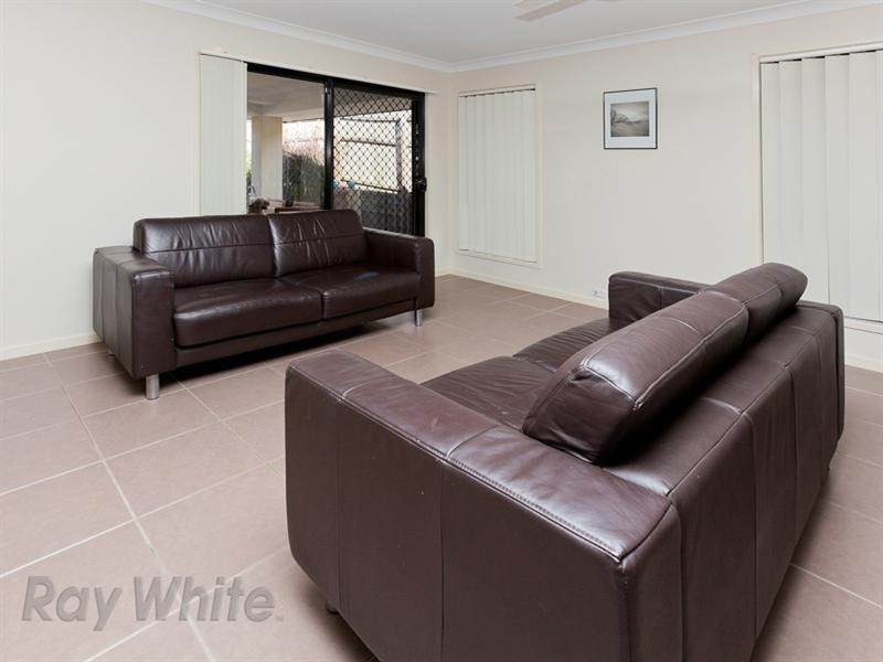 6 Cottonwood Crescent, Springfield Lakes QLD 4300