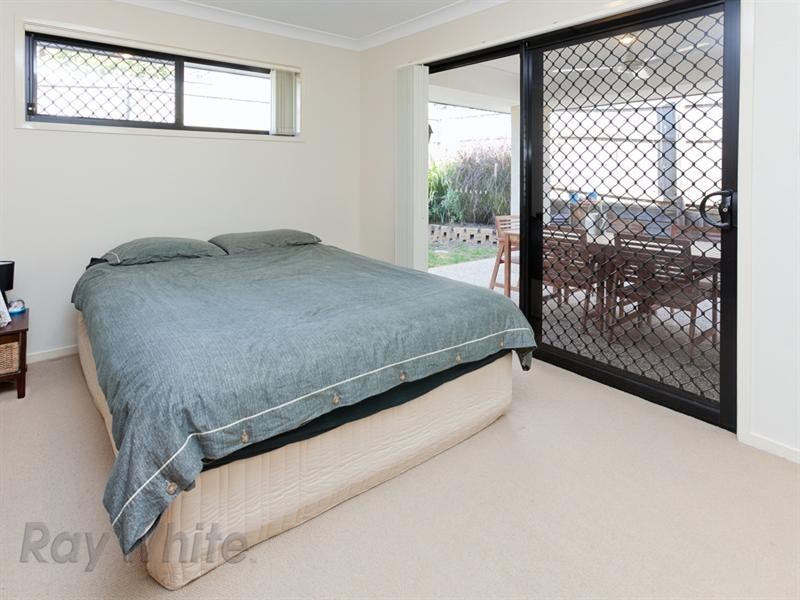 6 Cottonwood Crescent, Springfield Lakes QLD 4300