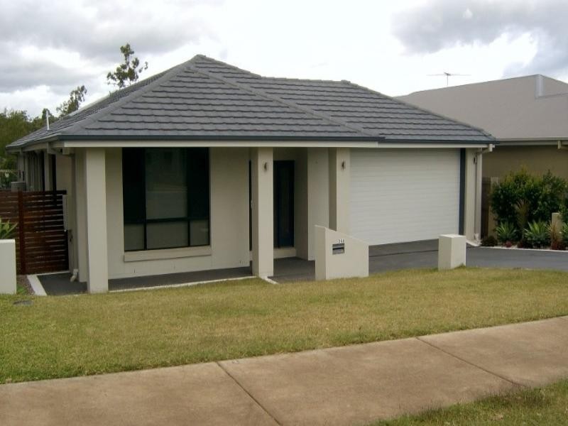 264 Lakeside Avenue, Springfield Lakes QLD 4300