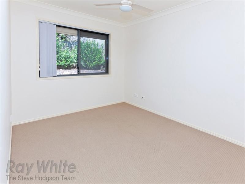 4 Dew Close, Springfield Lakes QLD 4300