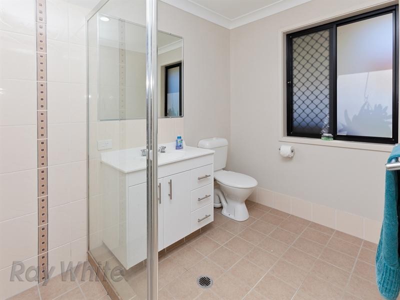 22 Brushwood Circuit, Forest Lake QLD 4078
