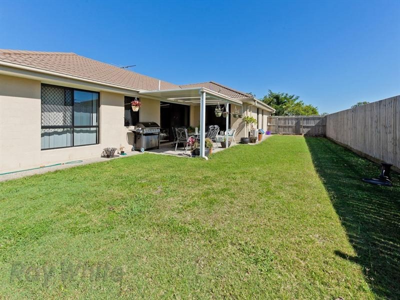 22 Brushwood Circuit, Forest Lake QLD 4078