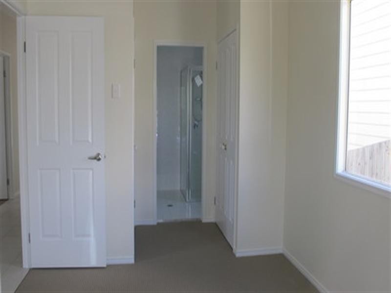 On Yellowstone Way, Springfield Lakes QLD 4300