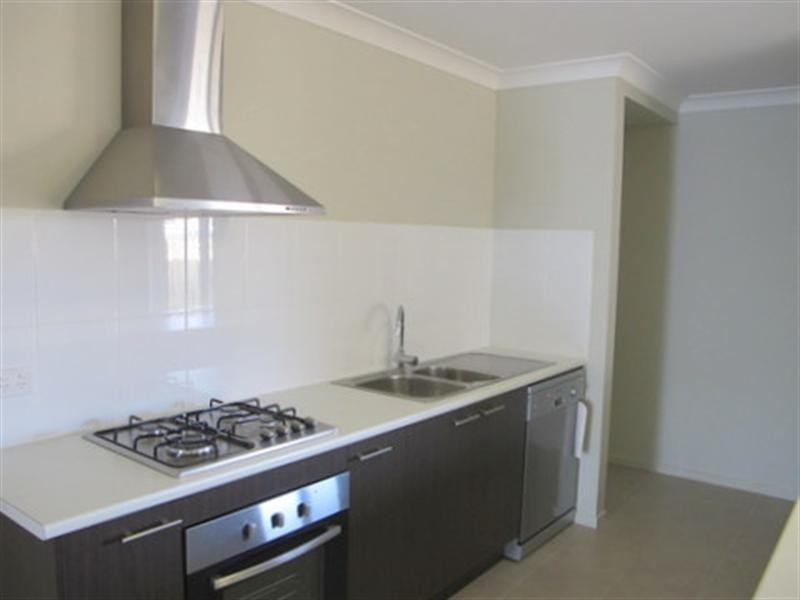 On Valentine Crescent, Augustine Heights QLD 4300