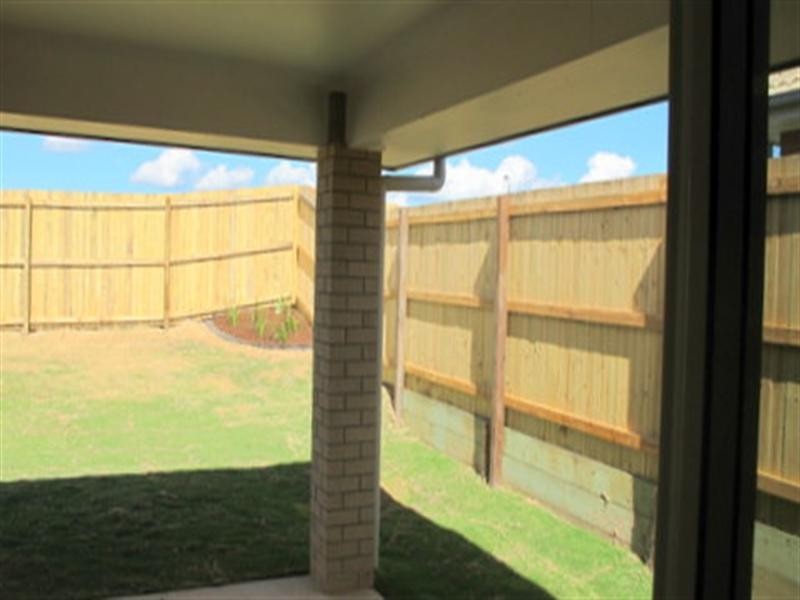 On Valentine Crescent, Augustine Heights QLD 4300