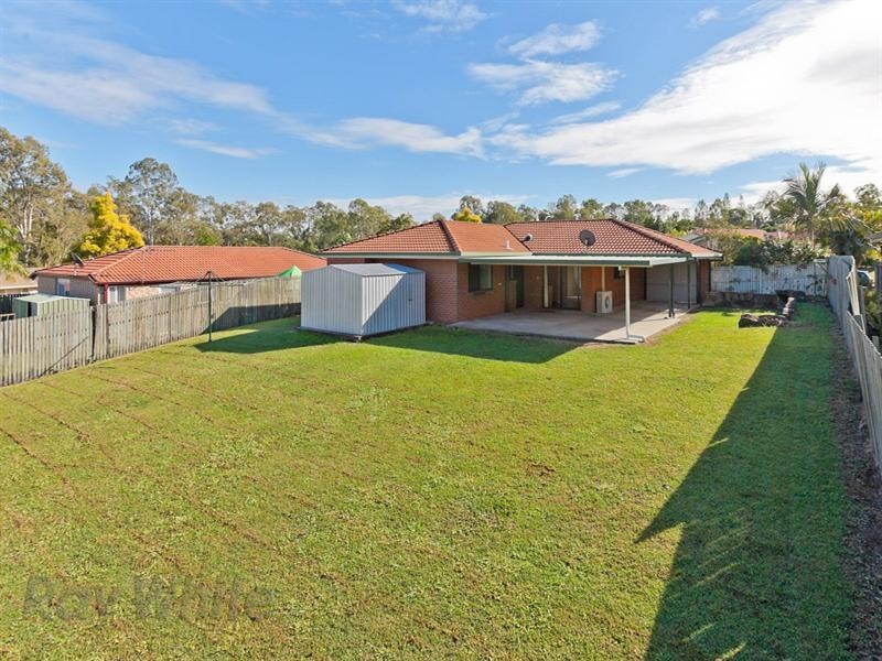 3 Crystal Court, Camira QLD 4300