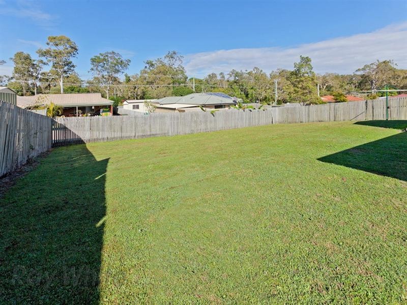 3 Crystal Court, Camira QLD 4300