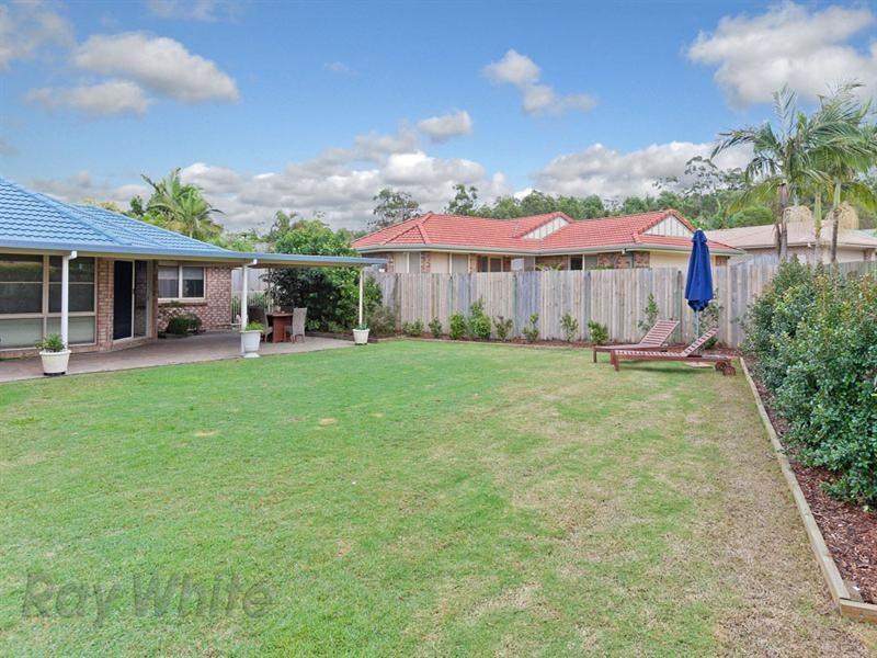 15 Streamview Crescent, Springfield QLD 4300