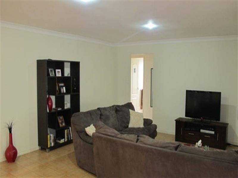 On Starr Street, Forest Lake QLD 4078