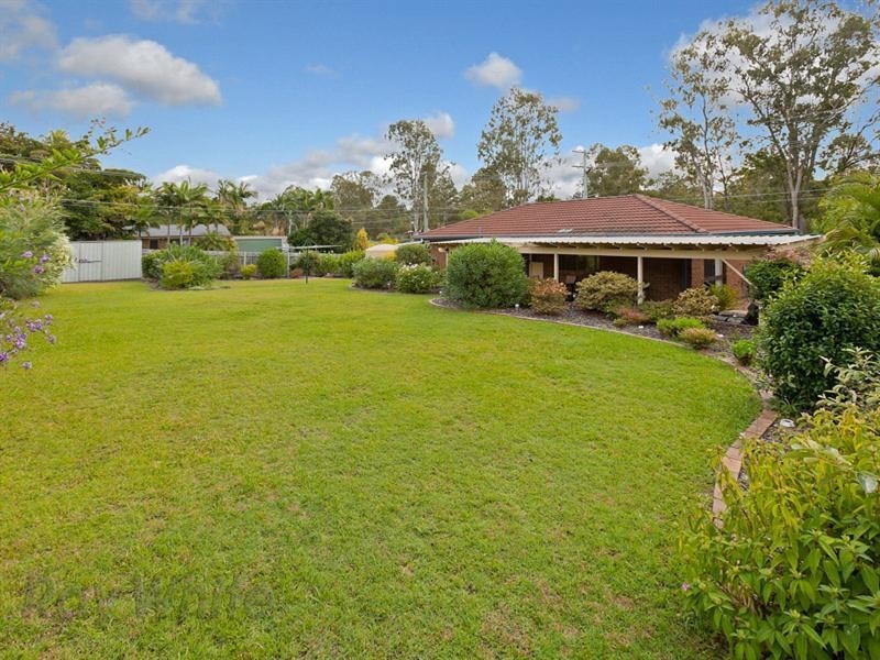 93 Wilson Drive, Camira QLD 4300