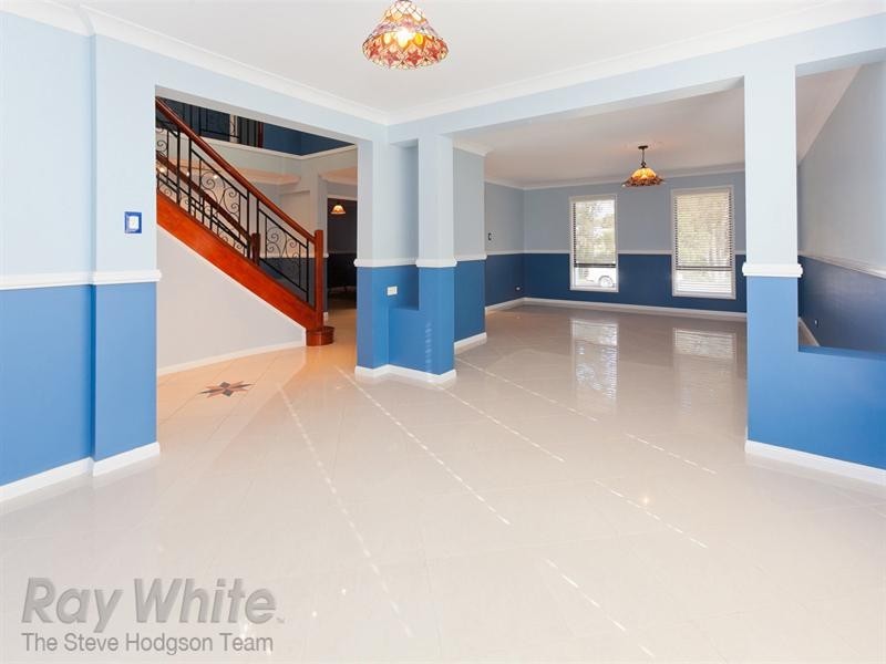 10 Burlington Terrace, Springfield Lakes QLD 4300