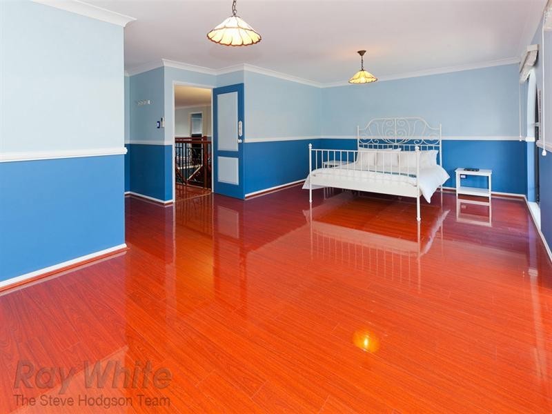 10 Burlington Terrace, Springfield Lakes QLD 4300