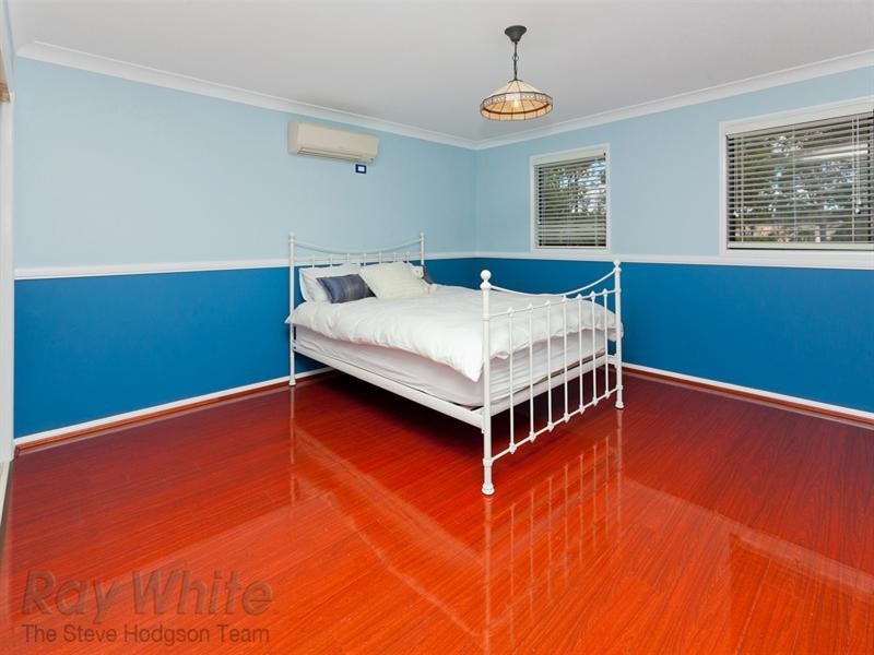 10 Burlington Terrace, Springfield Lakes QLD 4300