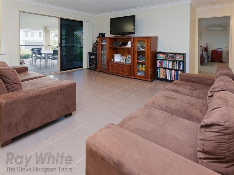 59 Lakes Entrance Drive, Springfield Lakes QLD 4300