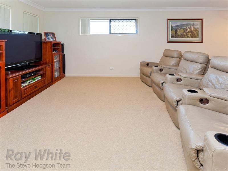 59 Lakes Entrance Drive, Springfield Lakes QLD 4300